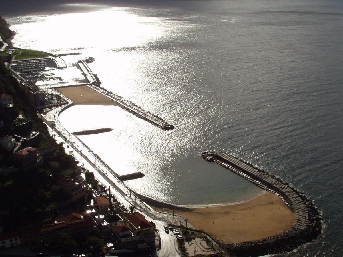 Madeira-Meerblick-Haus Estreito Da Calheta Luaran gambar