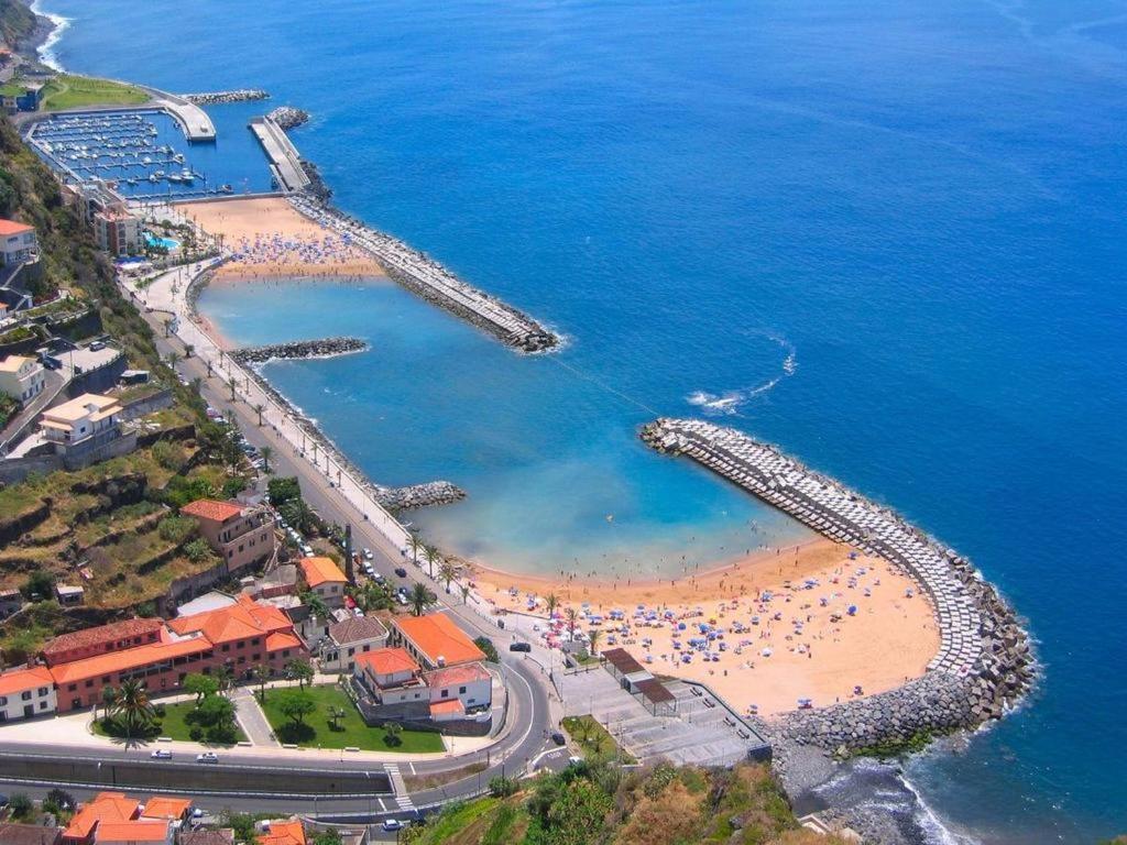 Madeira-Meerblick-Haus Estreito Da Calheta Luaran gambar