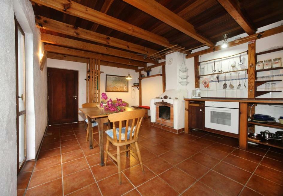 Madeira-Meerblick-Haus Estreito Da Calheta Luaran gambar